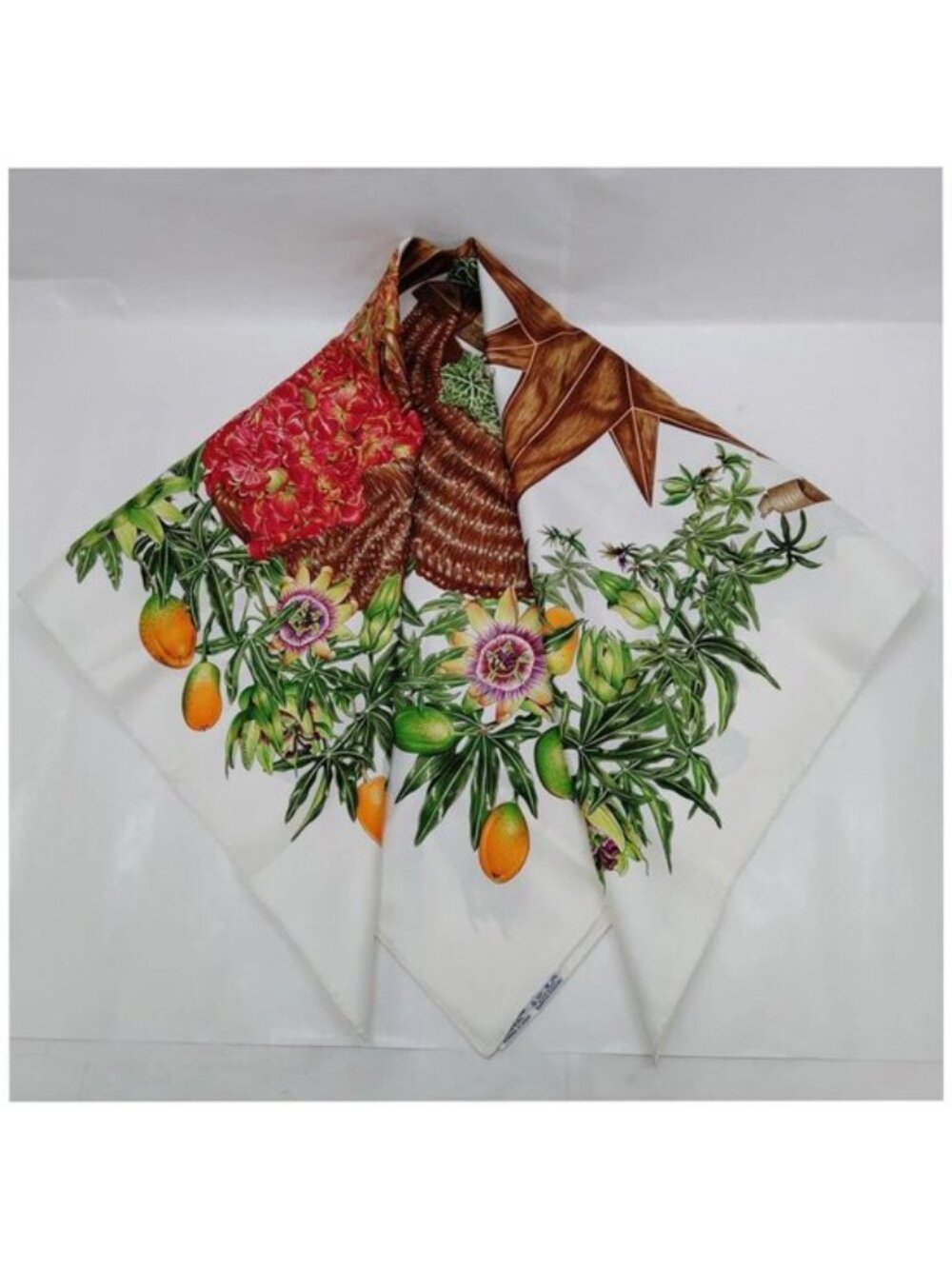 Hermes Carré 90 Silk Scarf Passiflores Floral - Picture 3 of 10